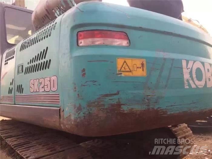 Kobelco SK 250-8 Roomikekskavaatorid