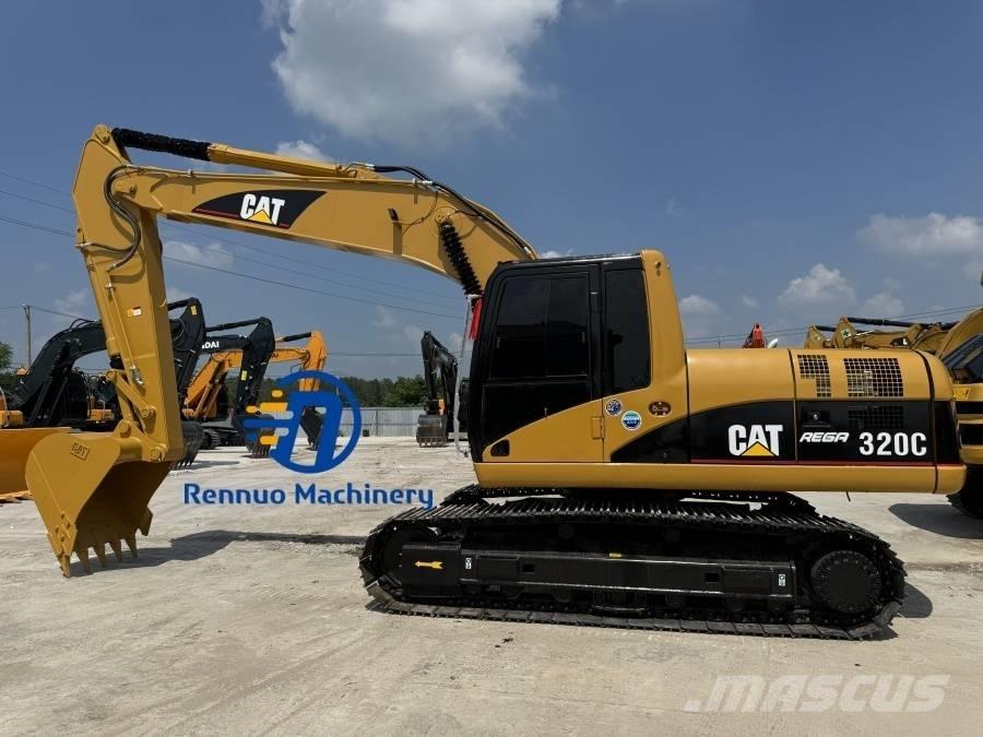 CAT 320C Roomikekskavaatorid