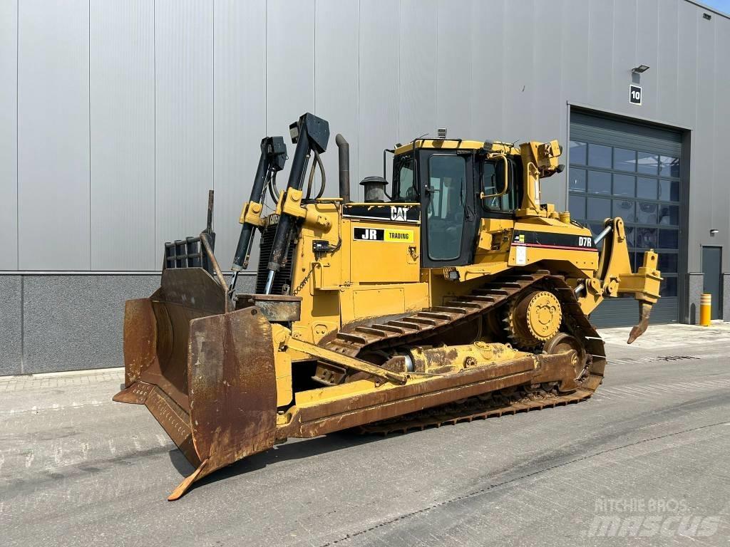 CAT D 7 R (Leica GPS) Buldooserid