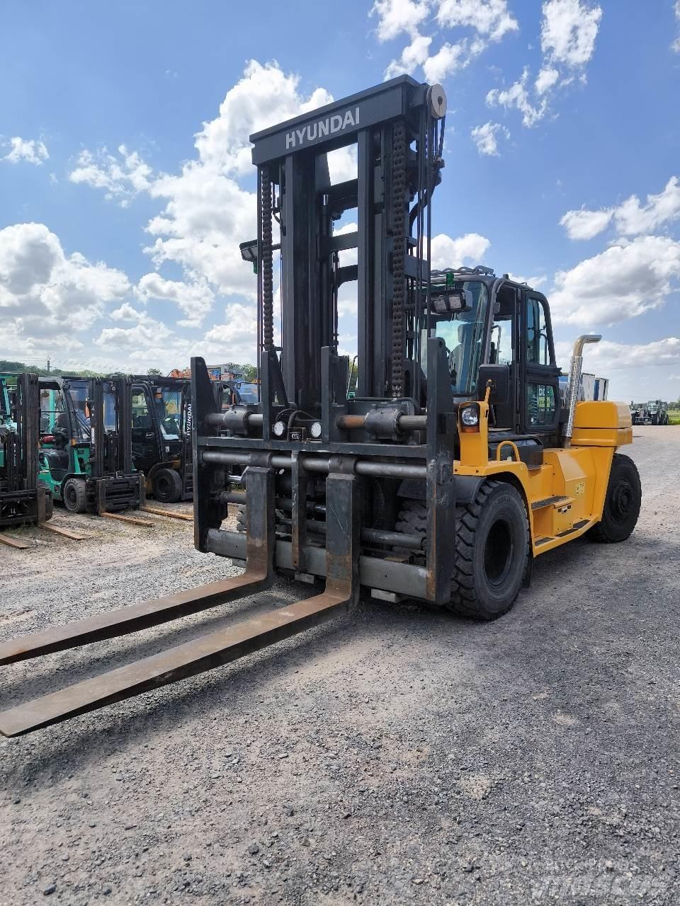 Hyundai 160D-9L Veoautol transporditav kahveltõstuk