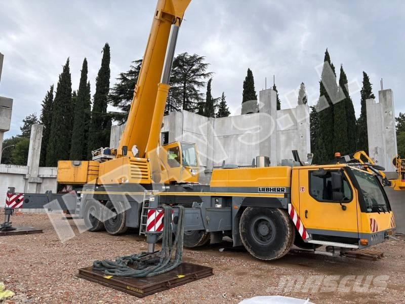 Liebherr LTM1200-5.1 Maastikutõstukid