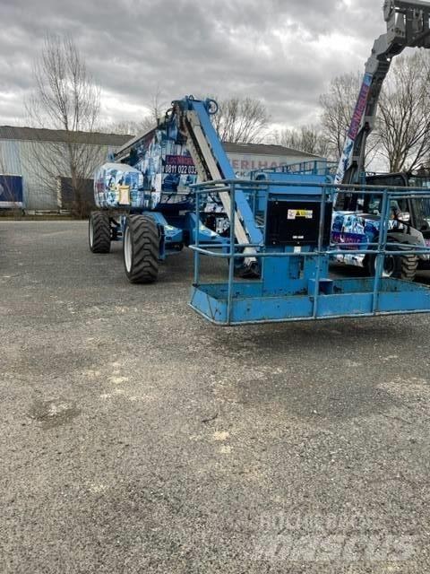 Genie ZX 135/70 Iseliikuvad poomtõstukid