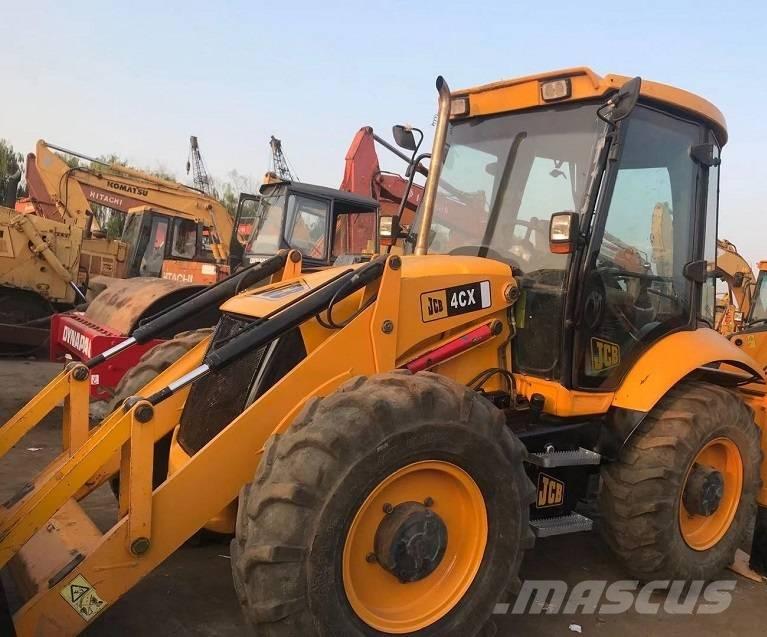 JCB 4CX Ekskavaatorlaadurid