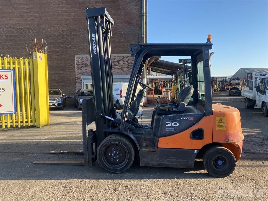 Doosan D30S-5 Diiseltõstukid