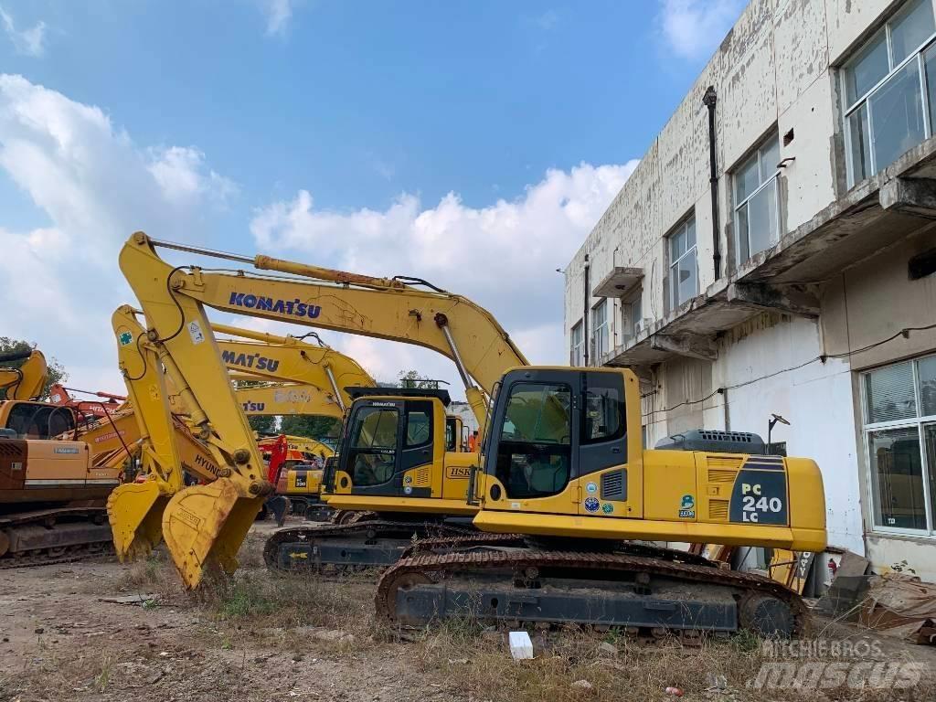 Komatsu PC 240 Roomikekskavaatorid