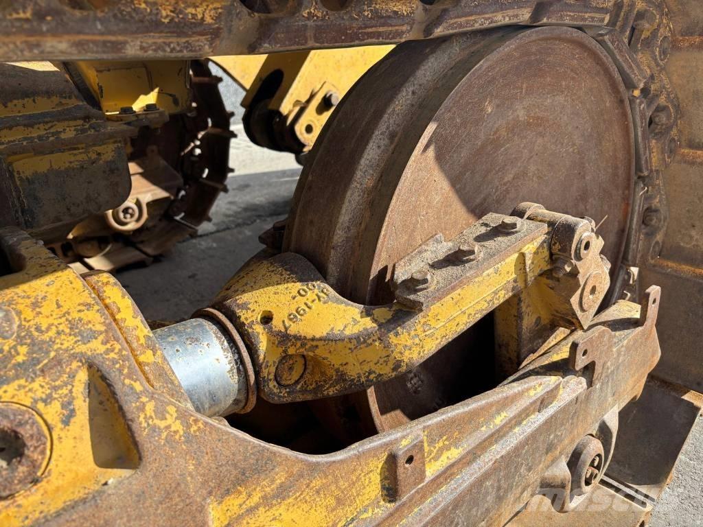 CAT 953 D Roomiklaadurid