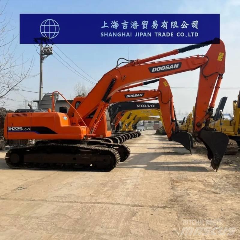 Doosan DH 225 LC-7 Roomikekskavaatorid