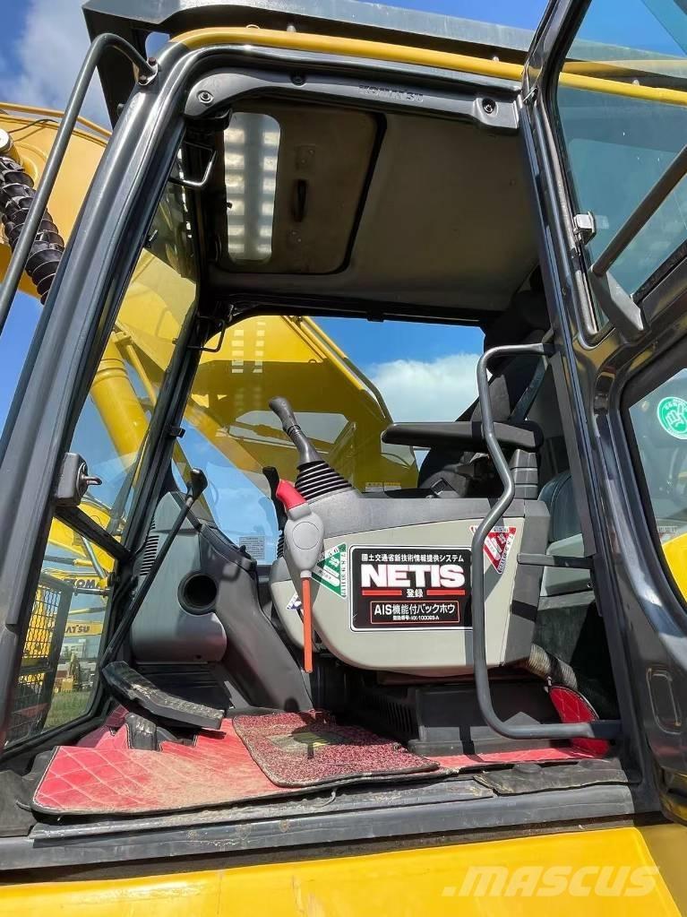 Komatsu PC 220 Roomikekskavaatorid