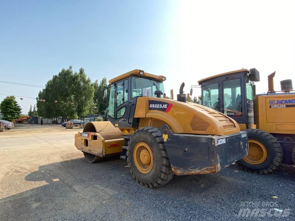 XCMG SX233JE Ühe trumliga rullid
