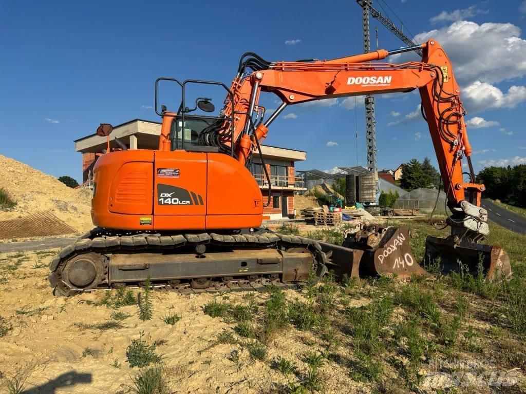 Doosan DX 140 LCR-3 Roomikekskavaatorid