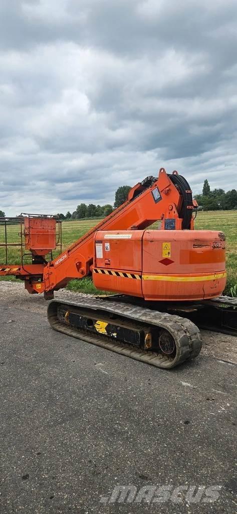 Hitachi HX99B Iseliikuvad poomtõstukid