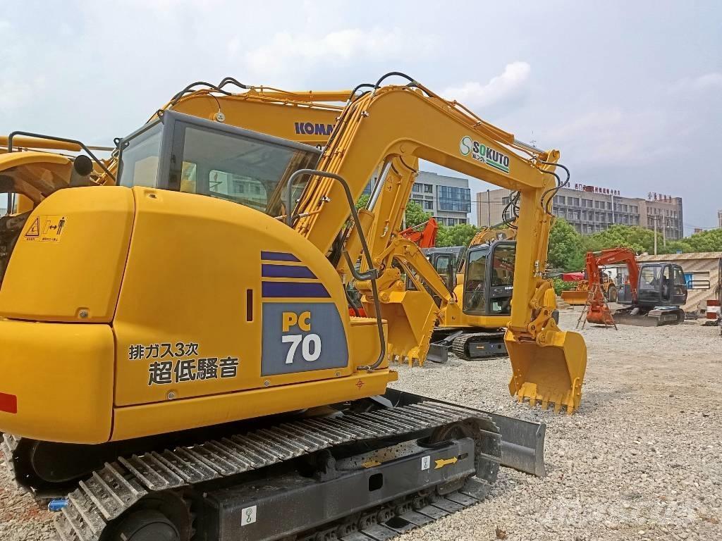Komatsu PC 70-8 Roomikekskavaatorid