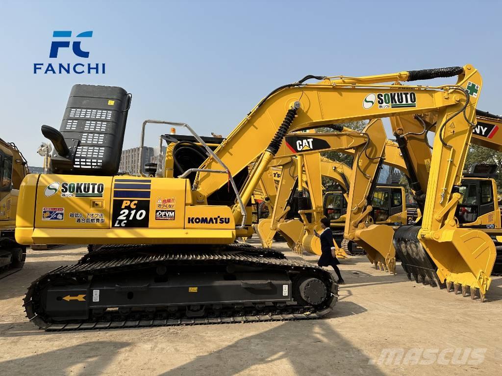 Komatsu PC 210-8 Roomikekskavaatorid