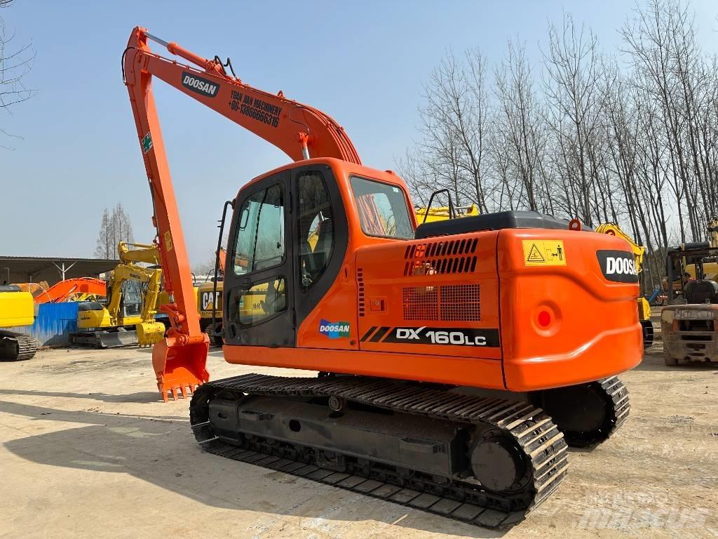 Doosan DX 160 LC Roomikekskavaatorid