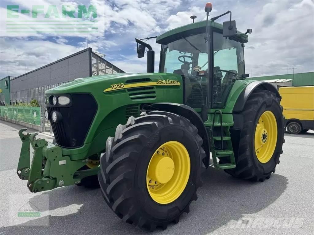 John Deere 7920 Traktorid