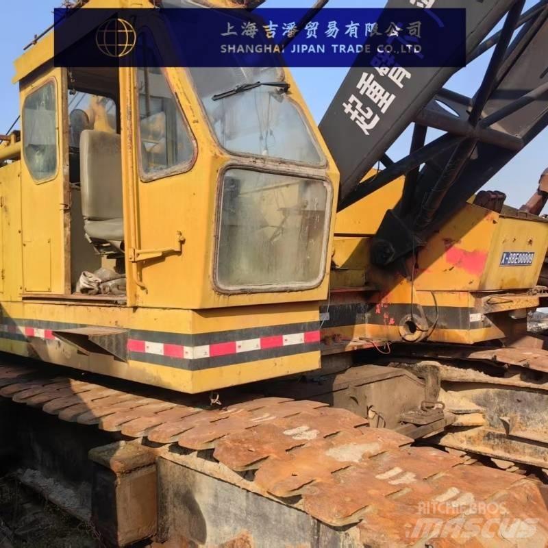 Hitachi KH180 Roomikkraanad