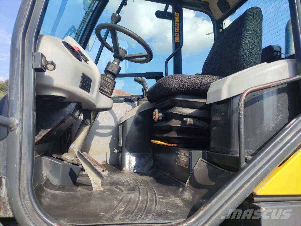 Komatsu WA 80-5 Rataslaadurid