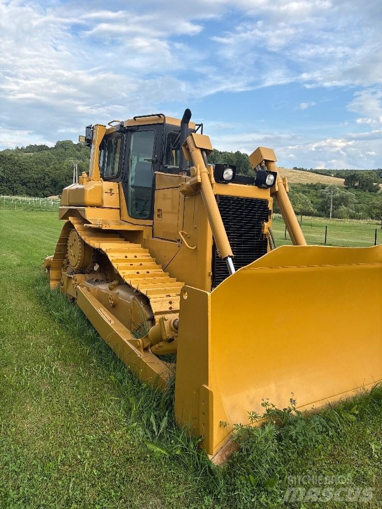 CAT D 6 R II Buldooserid