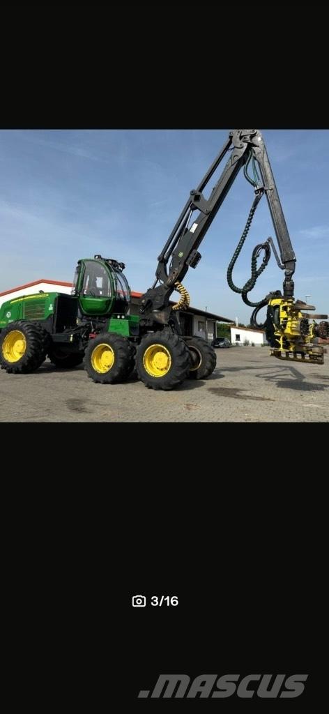 John Deere 1270E Harvesterid