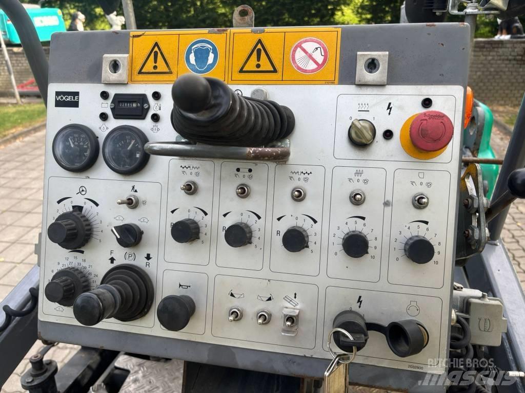 Vögele Super 800 Asfaldilaoturid