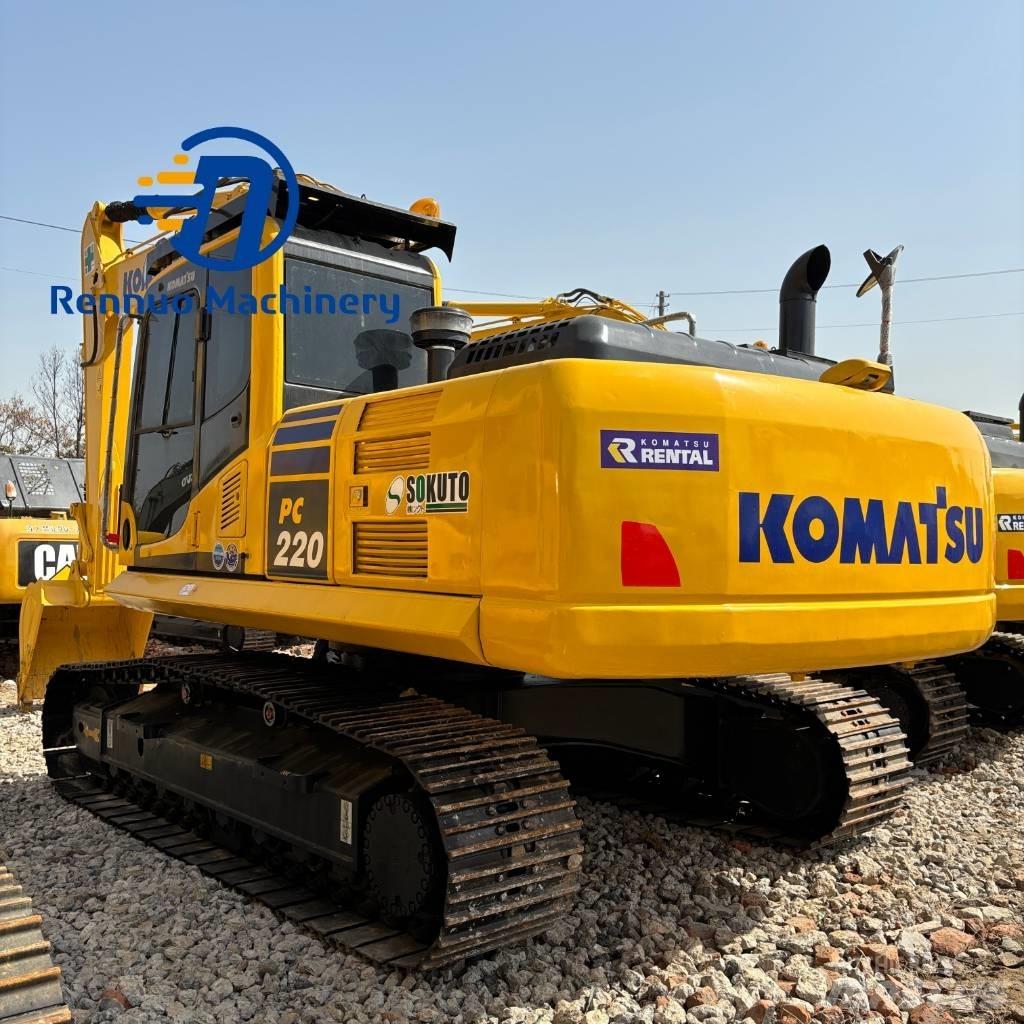 Komatsu PC 220-8 Roomikekskavaatorid