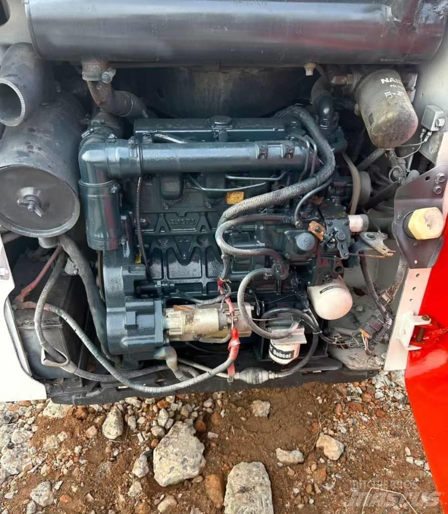 Bobcat S 130 Kompaktlaadurid
