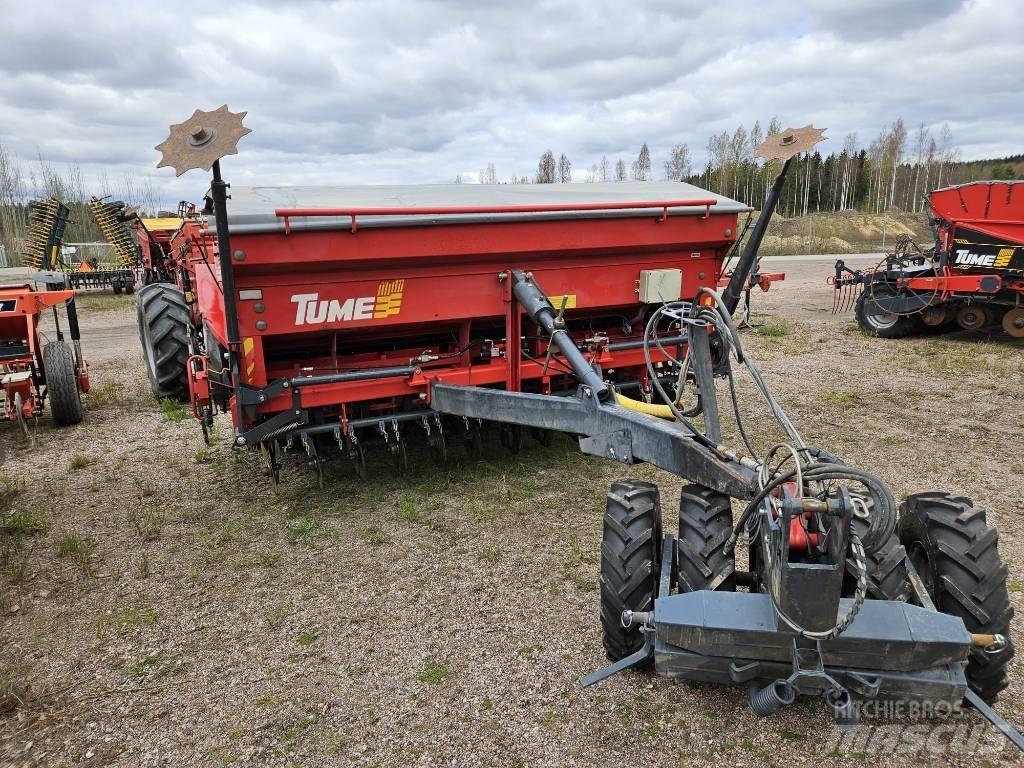 tume JC3000 Külvik-äkked