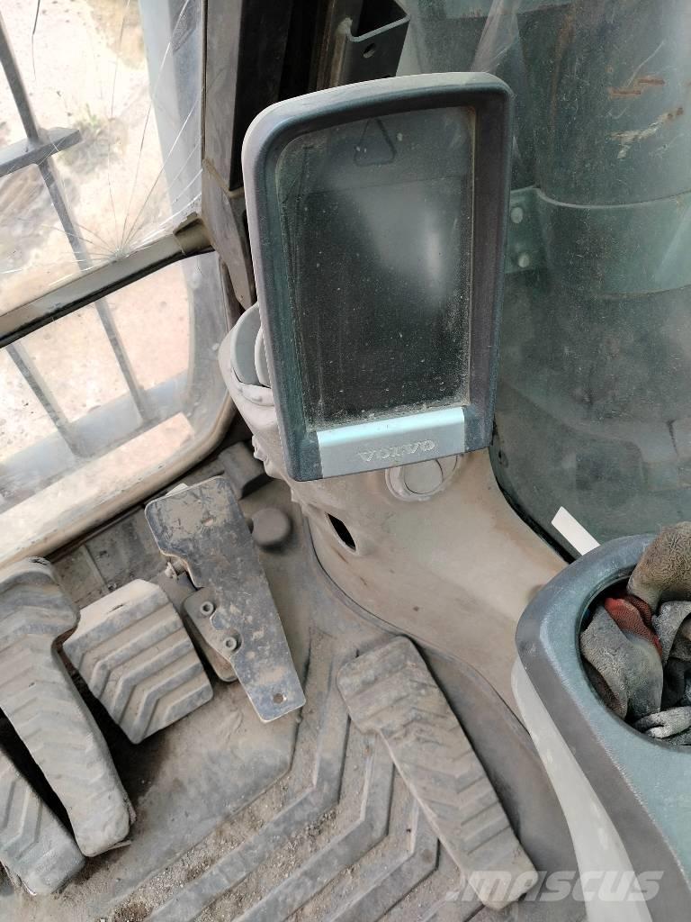 Volvo EC 210 C Roomikekskavaatorid