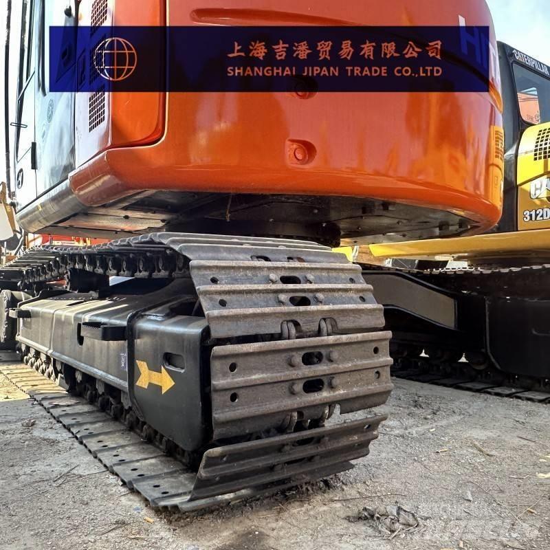 Hitachi ZX 135 Roomikekskavaatorid
