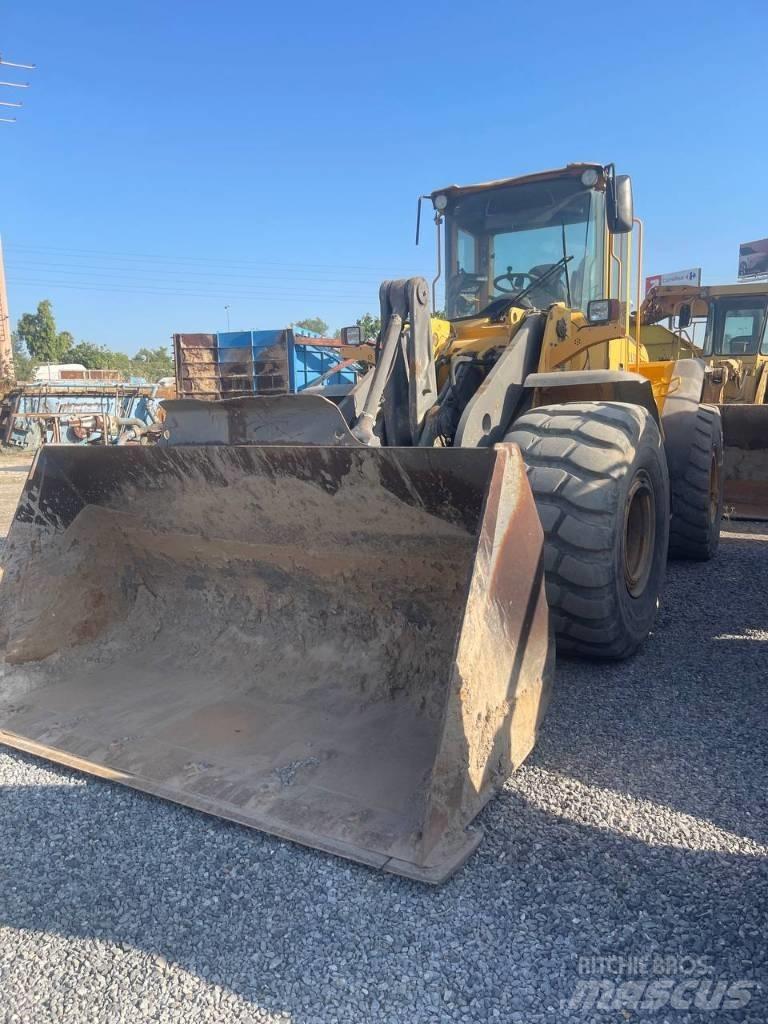 Volvo L 120 E Rataslaadurid