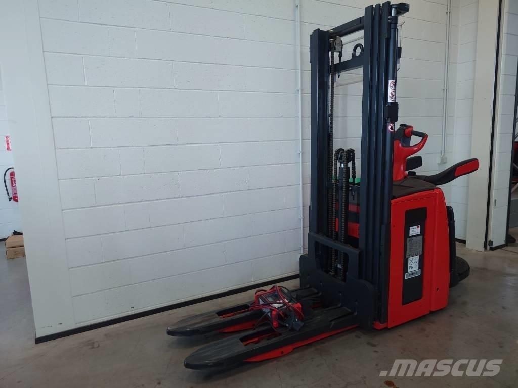 Linde L14APi/1173 Platvormiga virnastajad