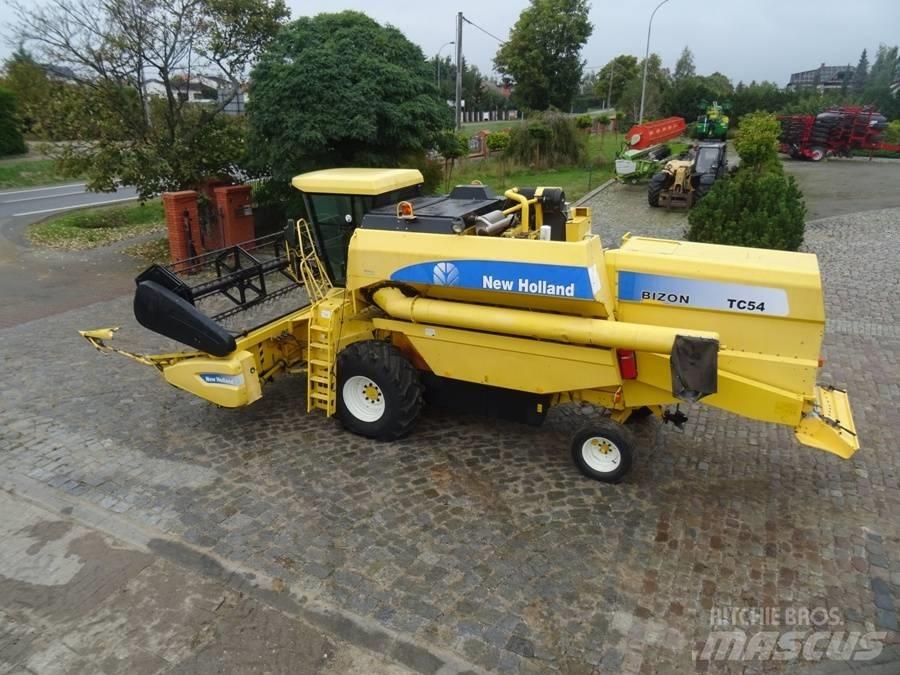 New Holland TC 54 Teraviljakombainid