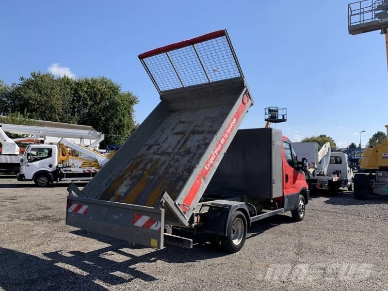 Iveco 35C12 - Tipper Kallurid