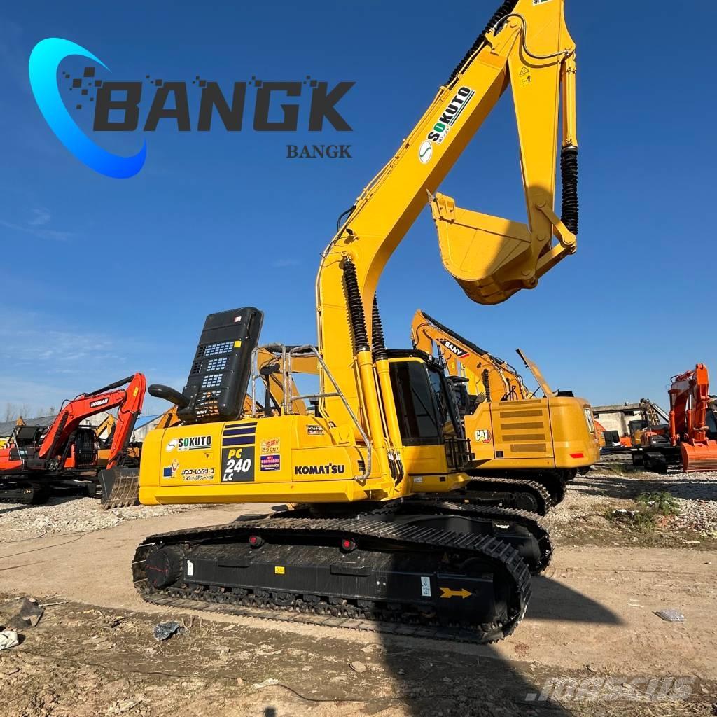 Komatsu PC 240-8 Roomikekskavaatorid