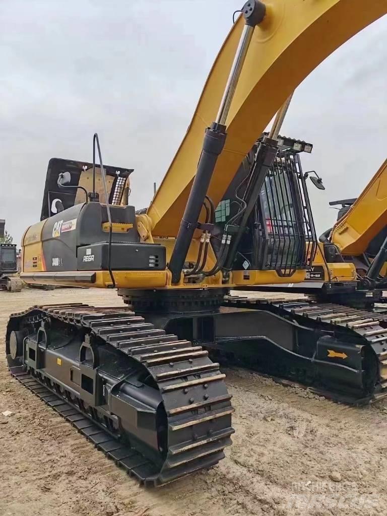 CAT 340 Roomikekskavaatorid