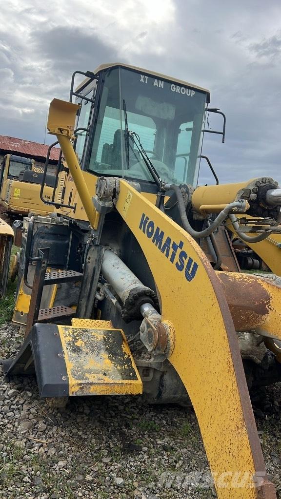 Komatsu WA 470-5H Raamid
