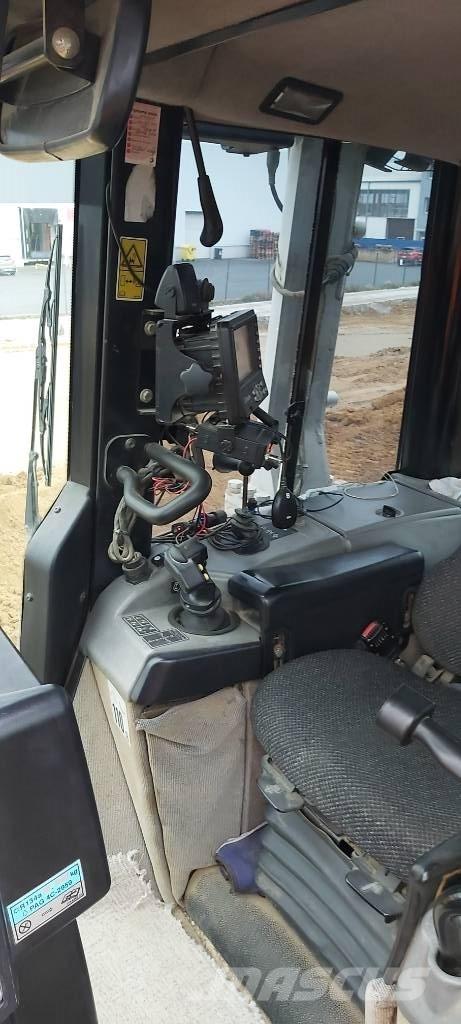 CAT D6N XL Buldooserid