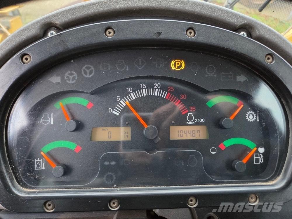 CAT 938G Rataslaadurid