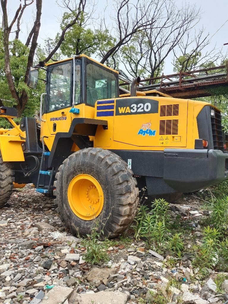 Komatsu WA320-5 Rataslaadurid