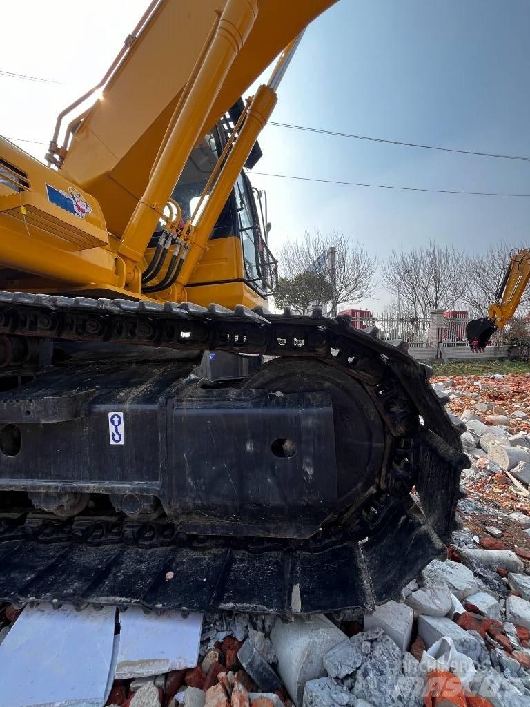 Komatsu PC 200-8N1 Väikeekskavaatorid 7t-12t