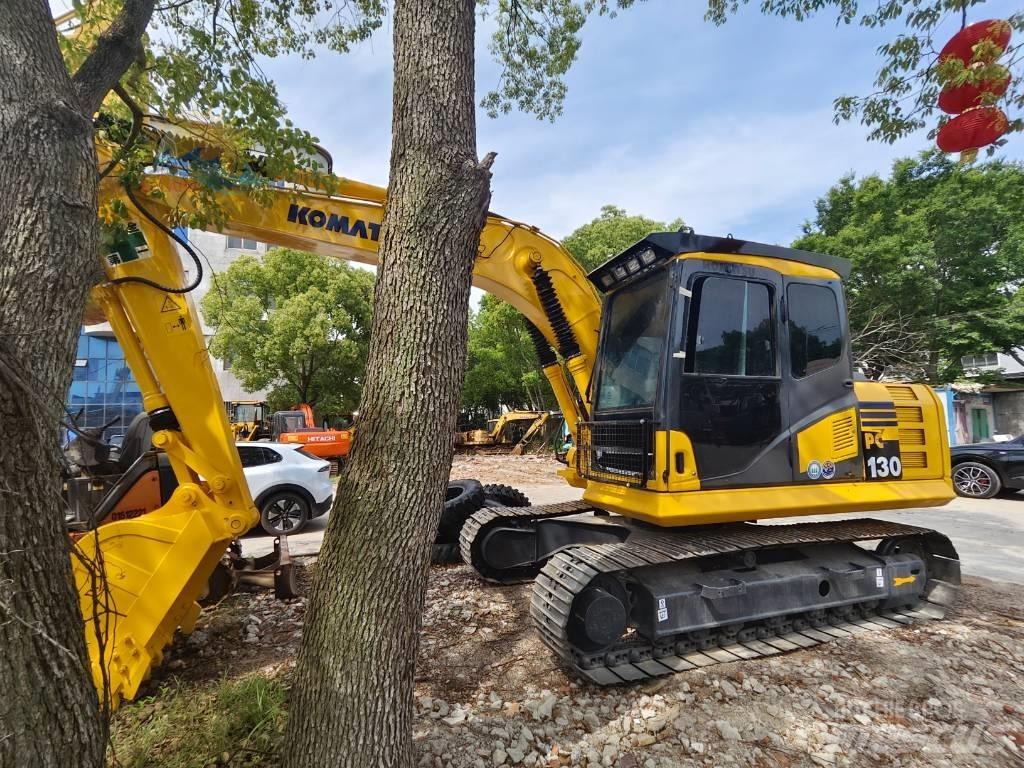 Komatsu PC 130-7 Roomikekskavaatorid