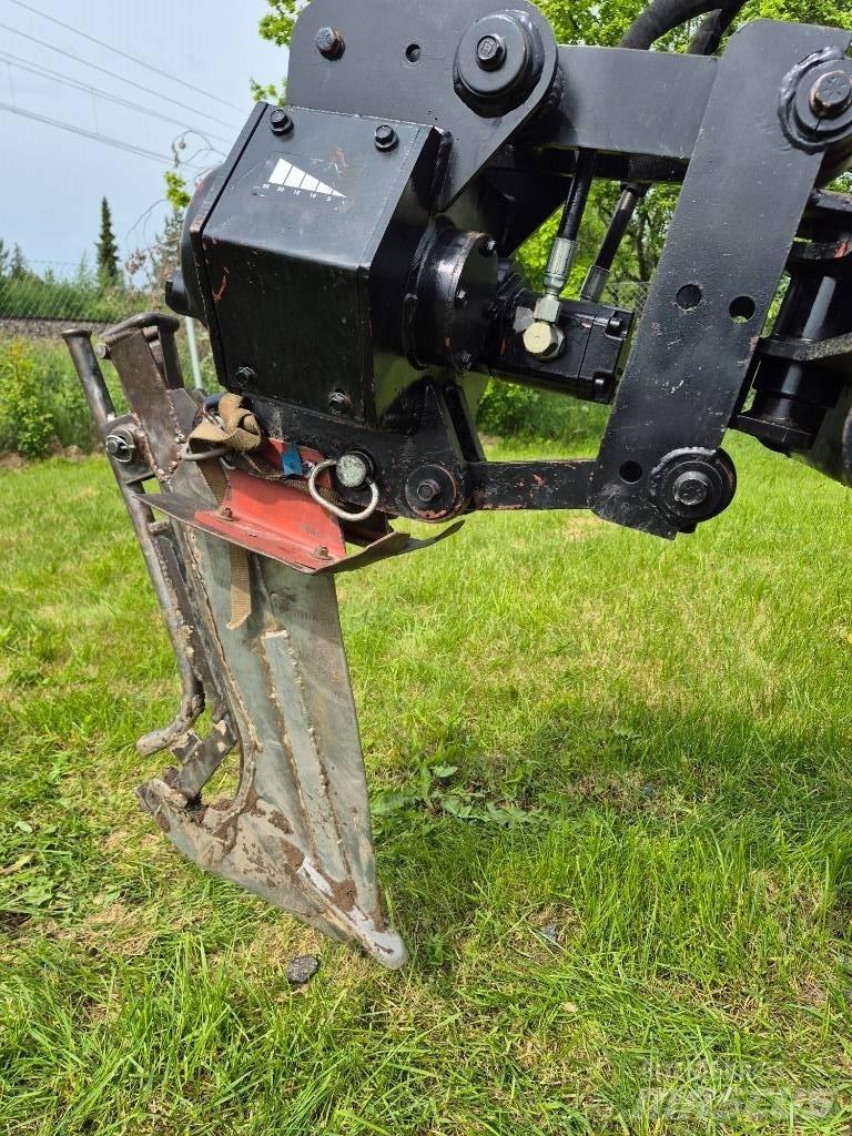 Ditch Witch R300 Pinnaselõikurid