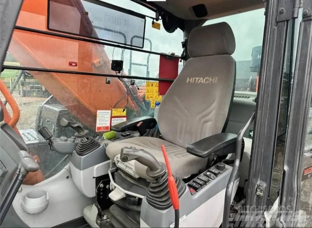 Hitachi ZX 300 LC-6 Roomikekskavaatorid