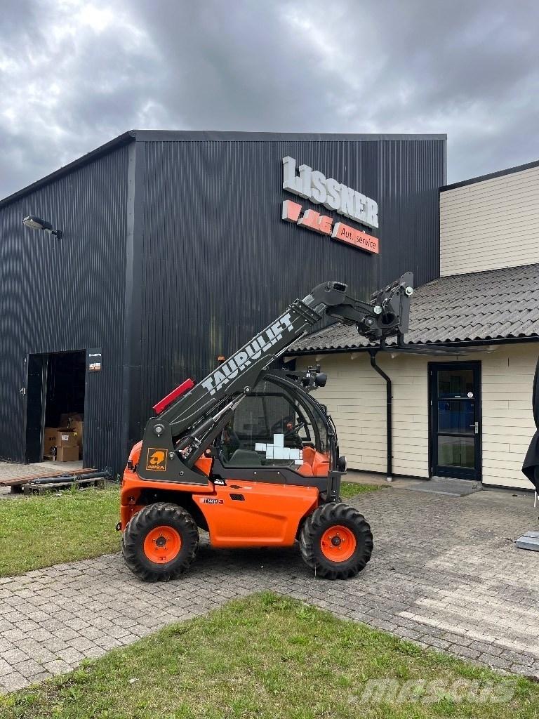 Ausa T 144 H Teleskooplaadurid