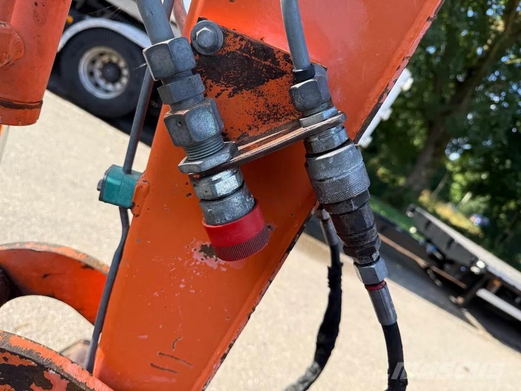 Hitachi ZX30U Miniekskavaatorid < 7 t