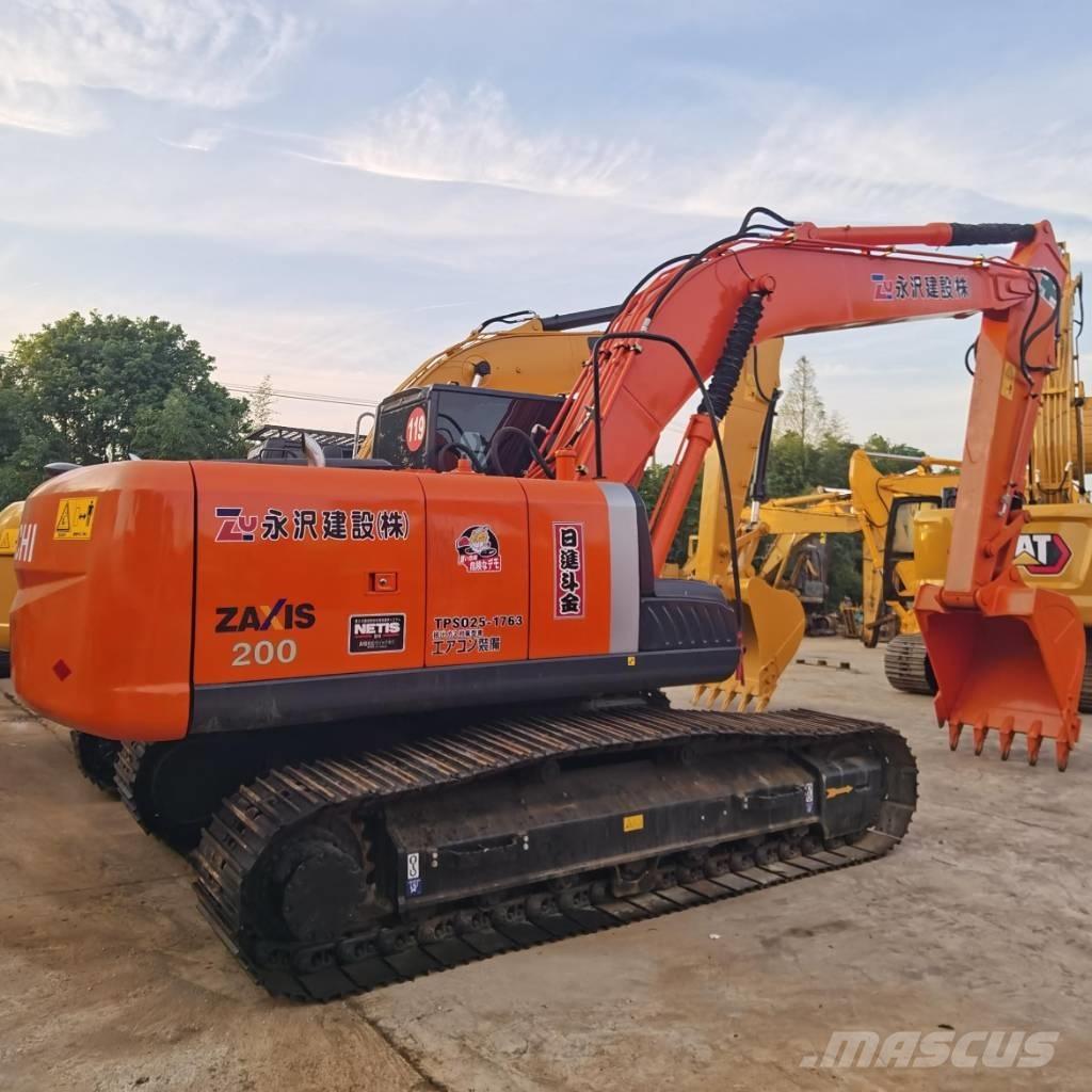 Hitachi ZX 200 Roomikekskavaatorid