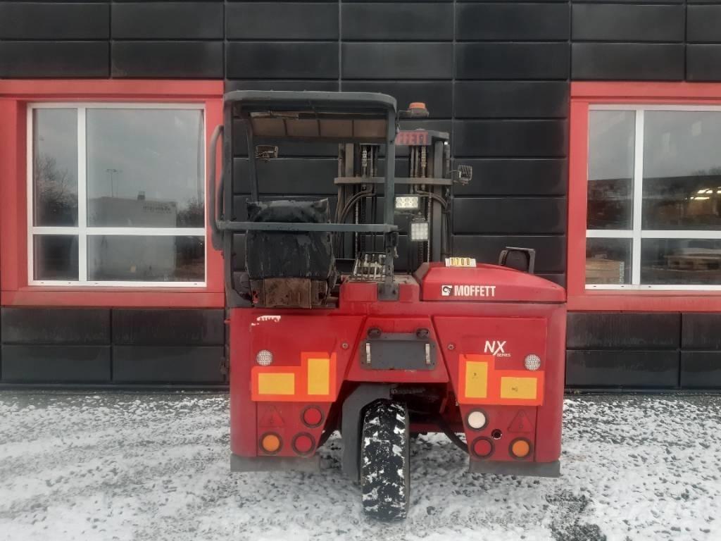 Moffett M5 25.3 Diiseltõstukid