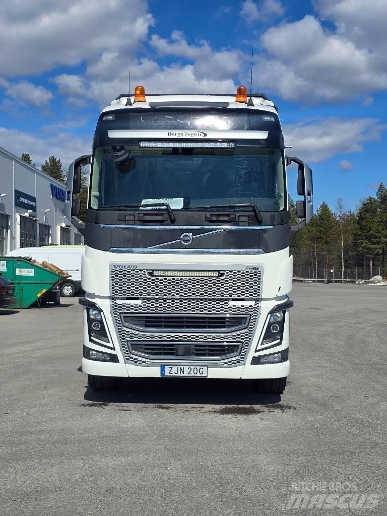 Volvo FH16 Metsaveokid