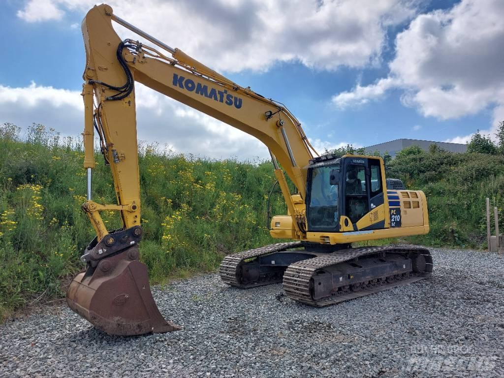 Komatsu PC210LC-10 Roomikekskavaatorid