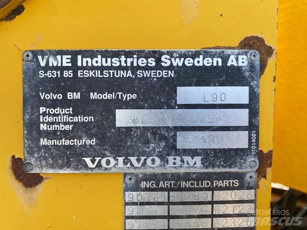 Volvo BM L 90 Rataslaadurid